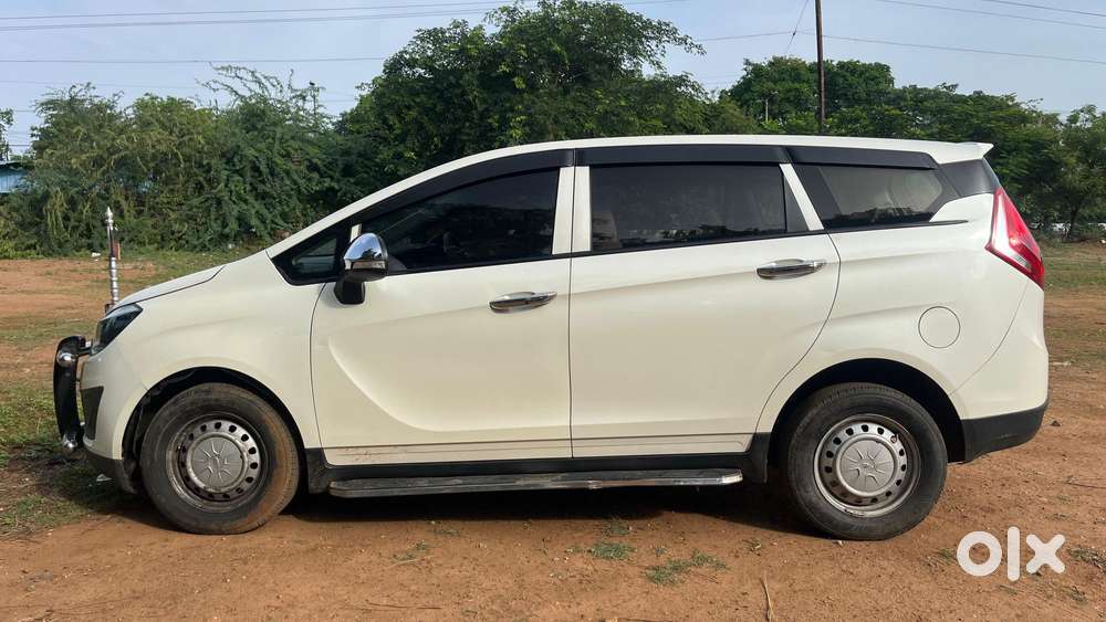 Mahindra Marazzo M2, 2018, Diesel