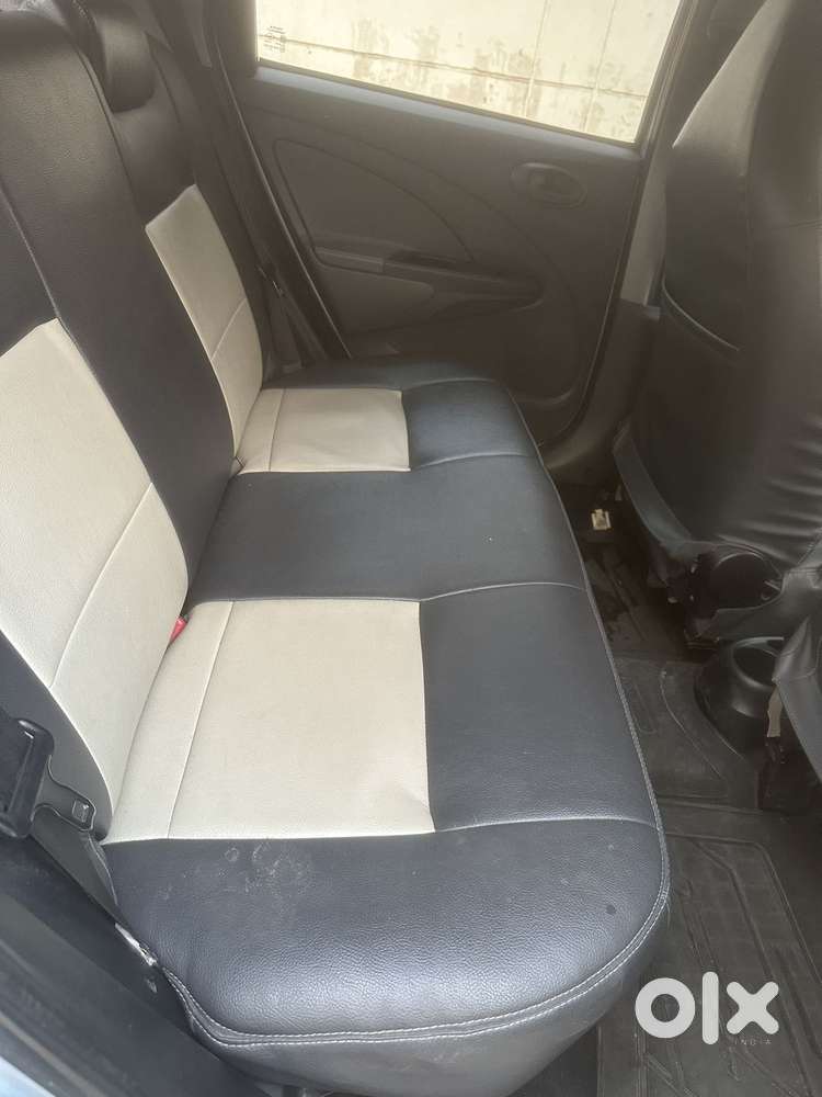 Toyota Etios Liva 2011-2012 G, 2012, Petrol