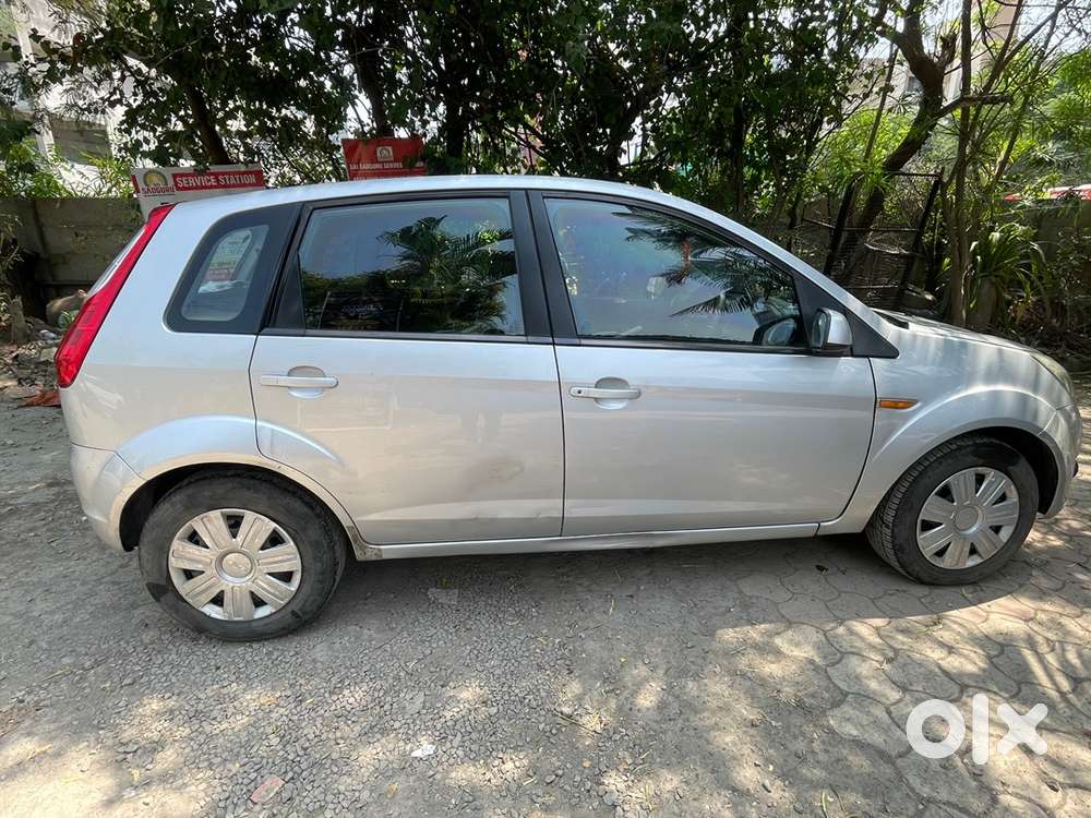Urgent Sell Figo Petrol Tip Top Condition With Jbl Woofer And Top Tyer