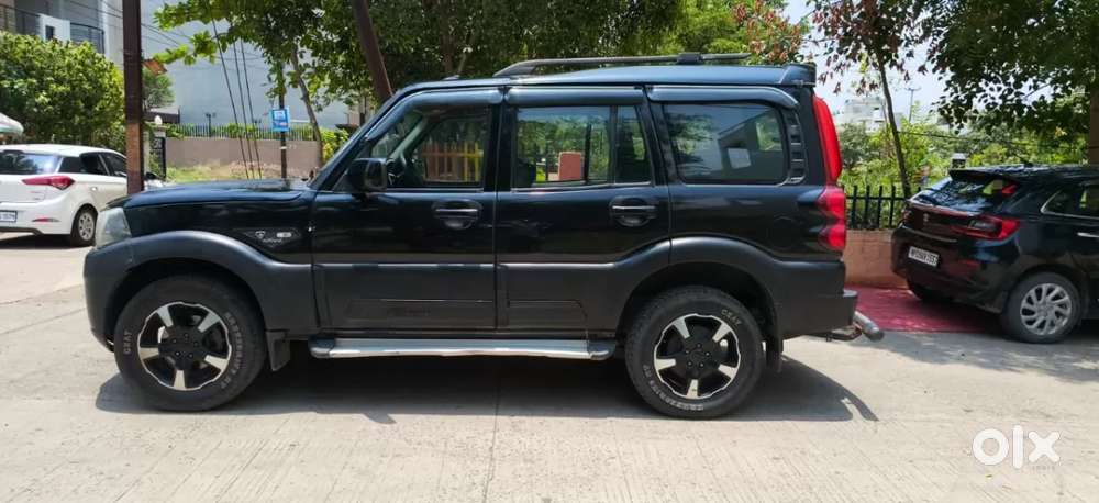 Mahindra Scorpio Classic 2.2 S Mt 9 Str, 2023, Diesel