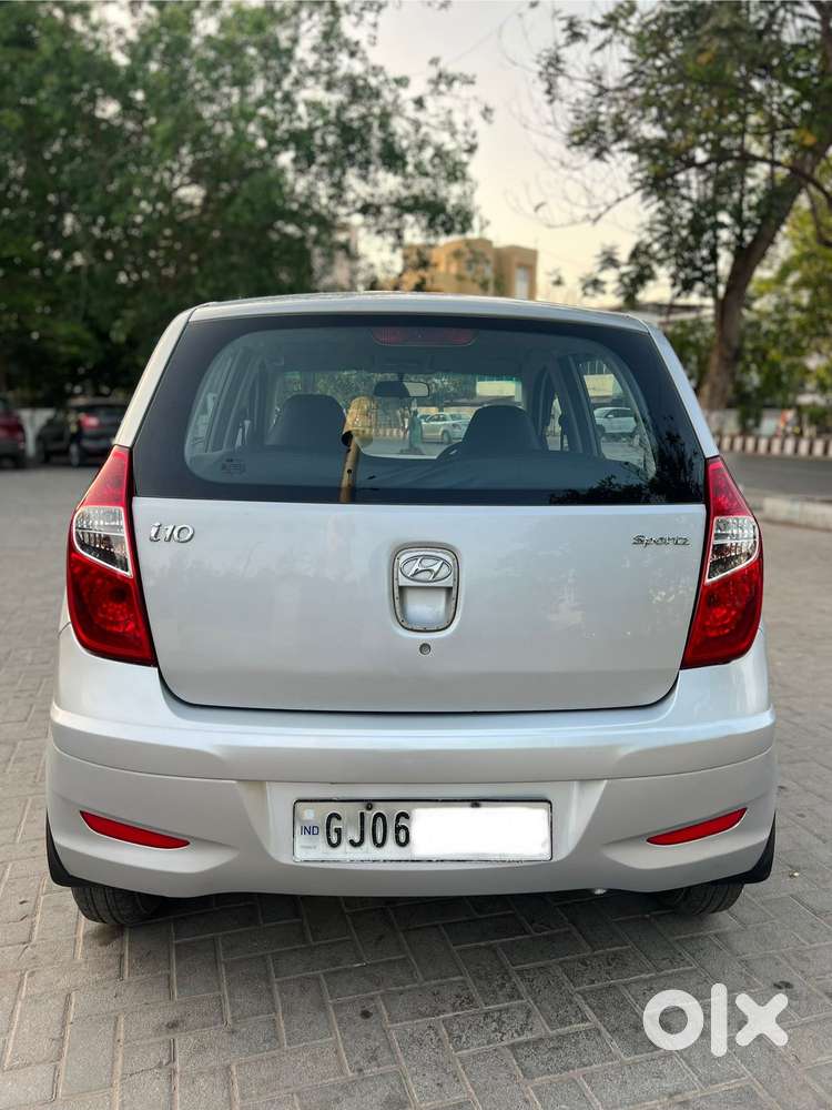 Hyundai I10 Sportz, 2014, Petrol