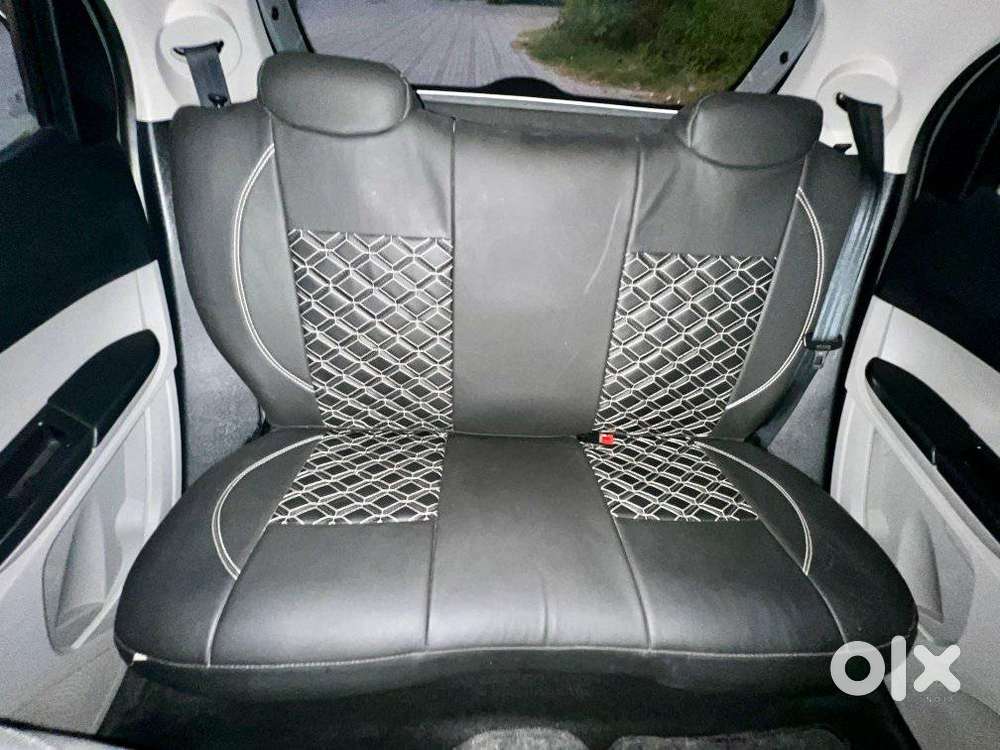 Tata Tiago 1.2 Revotron Xt Option, 2018, Petrol