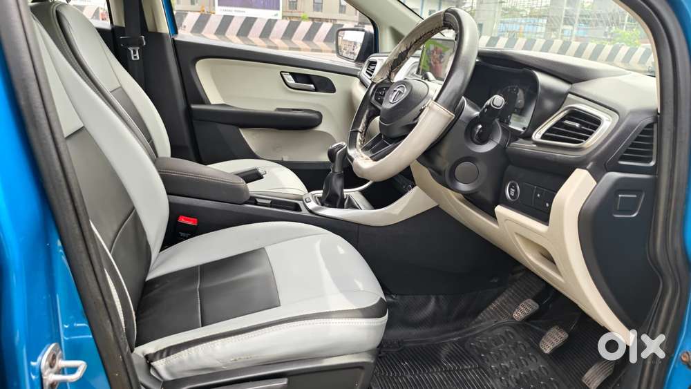 Tata Altroz Xz, 2022, Petrol