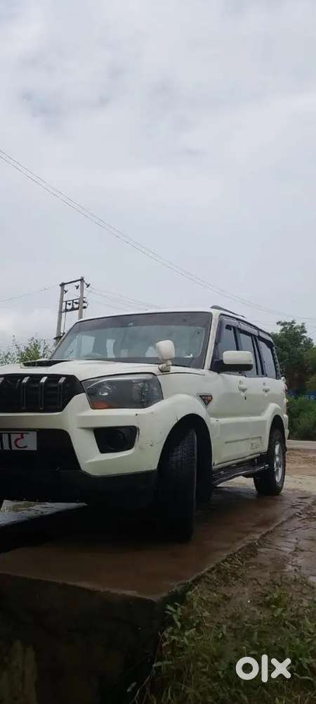Mahindra Scorpio Classic 2011