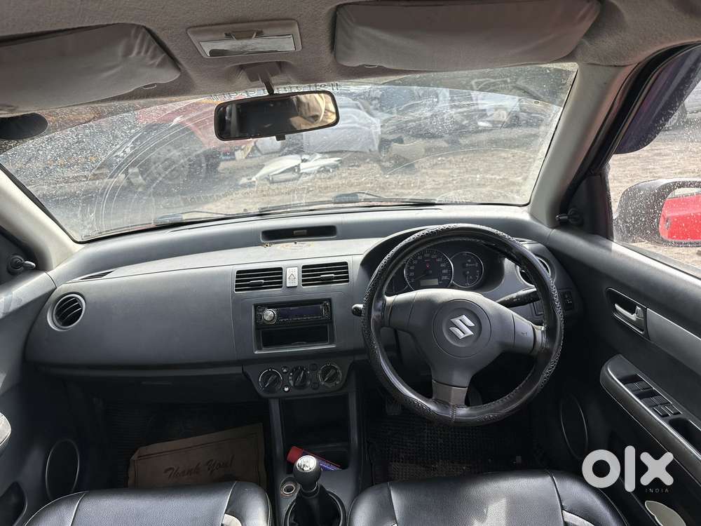 Maruti Suzuki Swift Vxi + Manual, 2011, Petrol