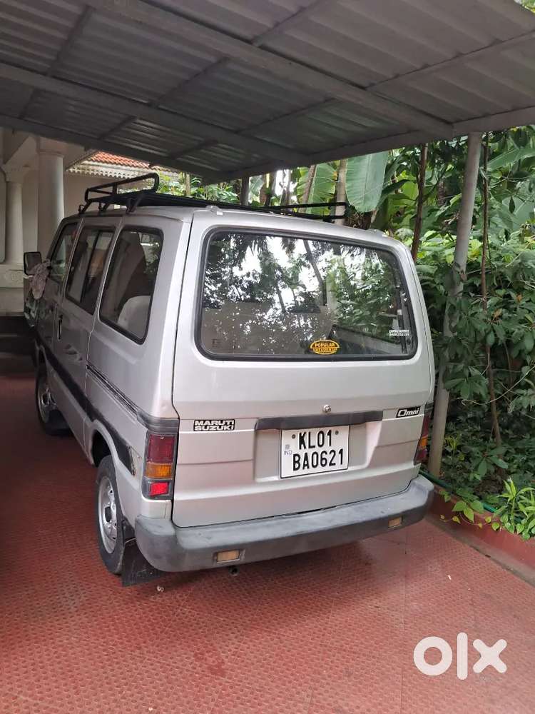 Maruti Suzuki Omni 2010