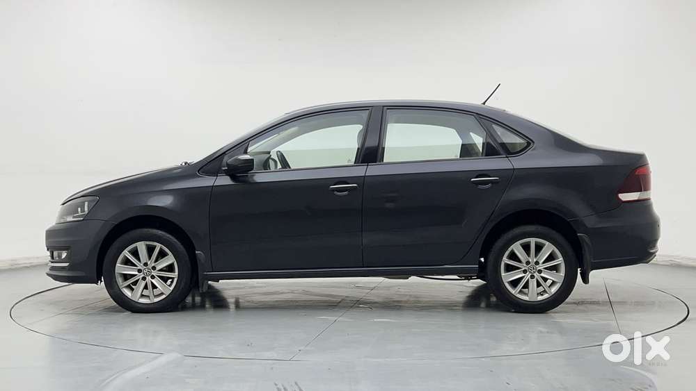 Volkswagen Vento 2010-2013 Petrol Highline, 2015, Petrol