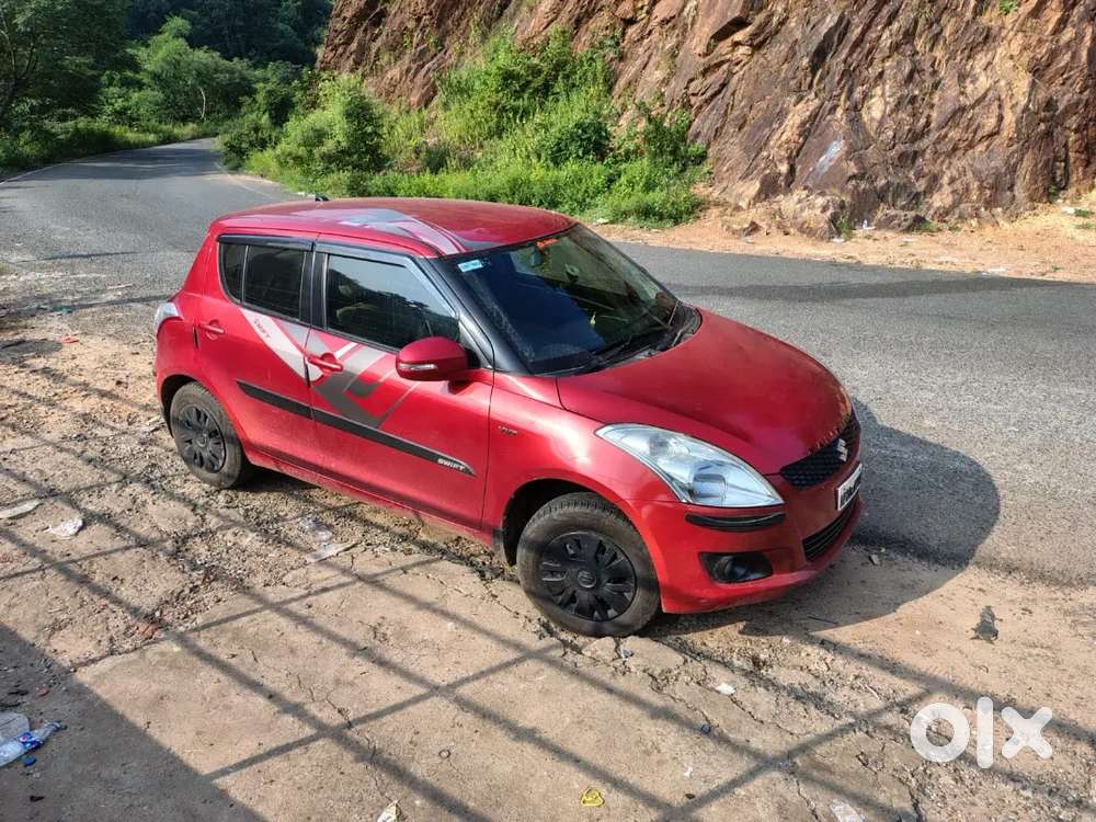 Maruti Suzuki Swift 2013 Petrol 105000 Km Driven