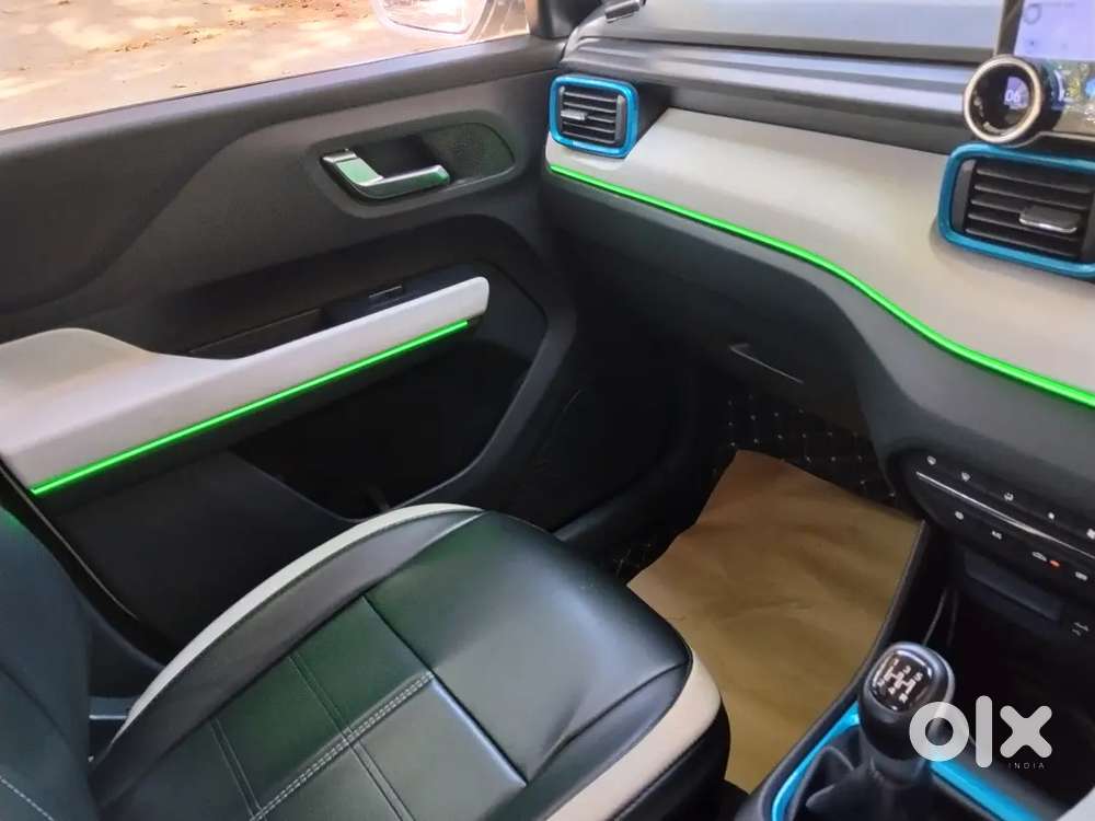 Tata Punch Top-end, Fully Loaded, Very Well Maintained Immediate Sale