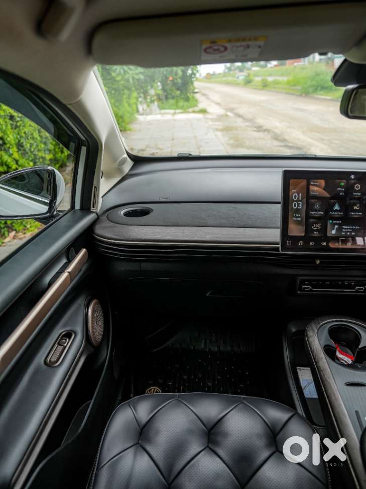Mg Windsor Ev Essence, 2024, Electric