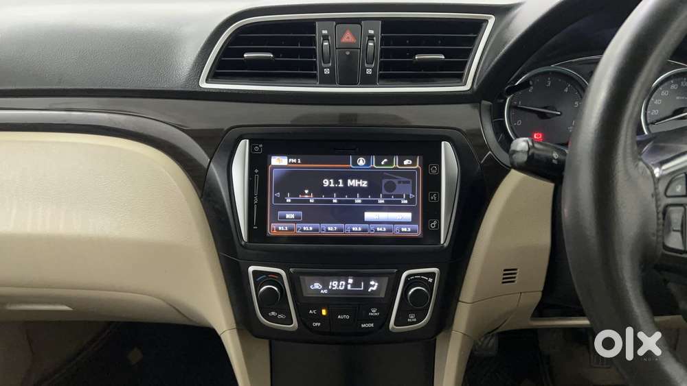 Maruti Suzuki Ciaz 1.5 Delta Shvs Mt, 2016, Diesel