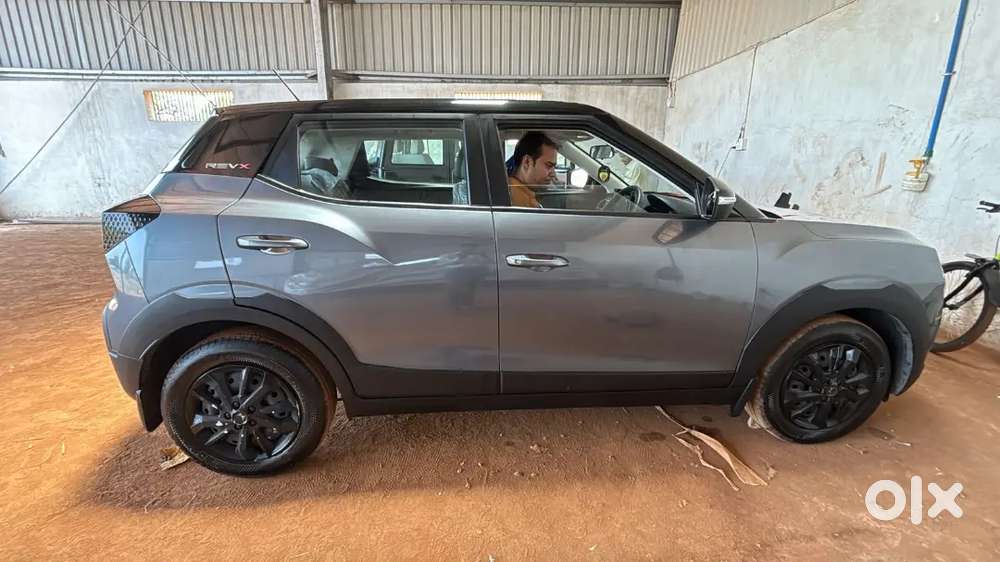 Mahindra Xuv300 Petrol Manual 2025