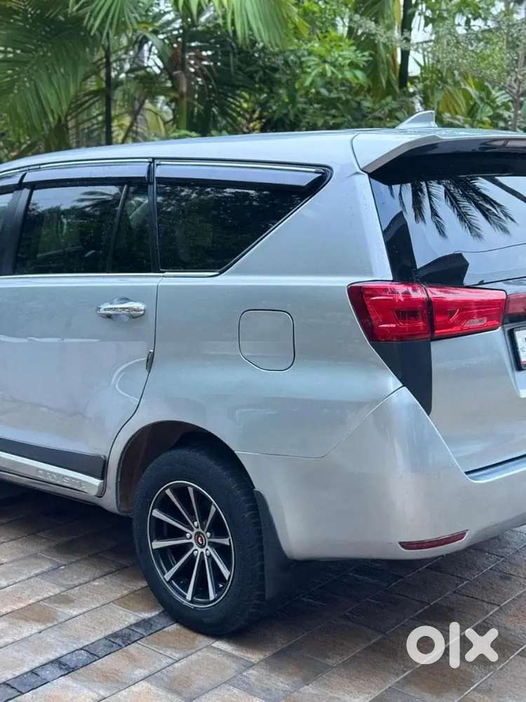 Toyota Innova Crysta 2018 G 7
