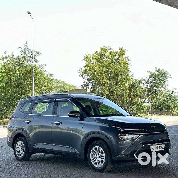 Kia Carens 1.4 Prestige 7 Str, 2023, Petrol