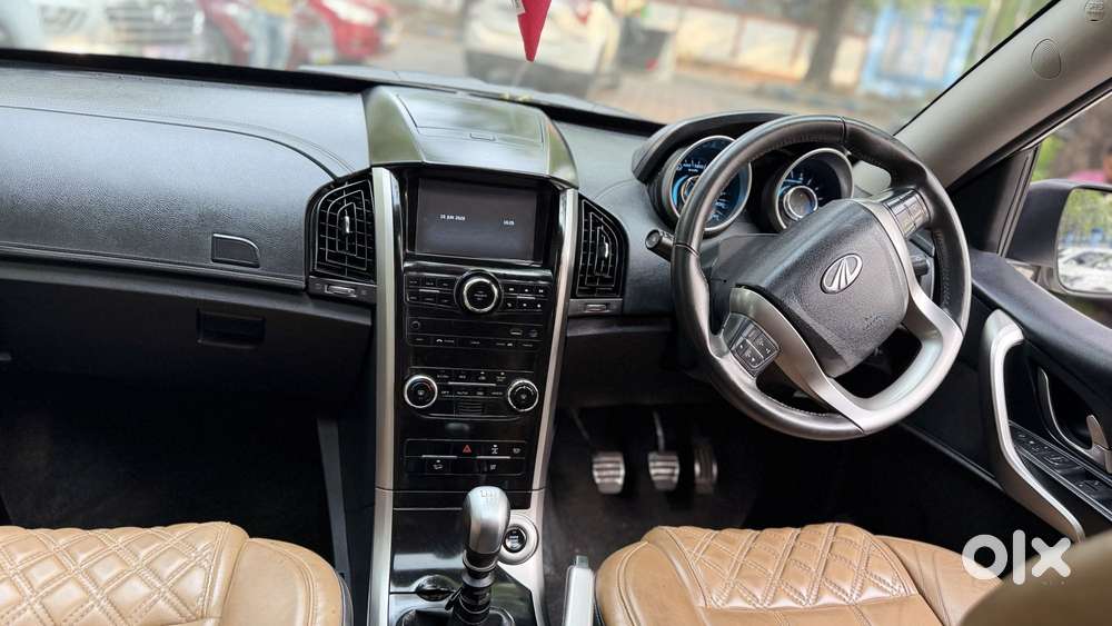 Mahindra Xuv500 W11 Option, 2020, Diesel