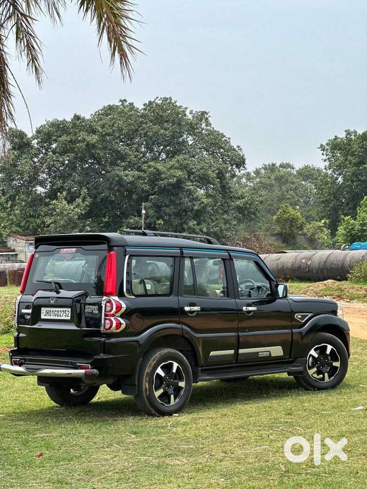 Mahindra Scorpio Classic 2.2 S 11 Mt 7 Cc, 2025, Diesel