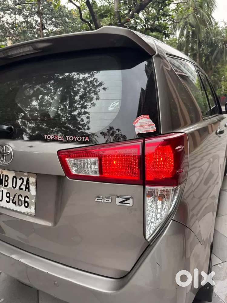 Innova Crysta Z Automatic