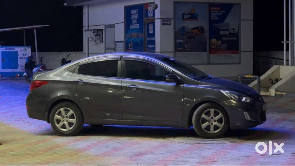 Hyundai Verna Fluidic 2012