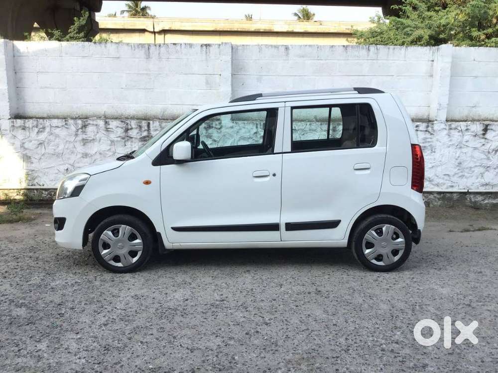 Maruti Suzuki Wagon R Vxi 1.0, 2017, Petrol