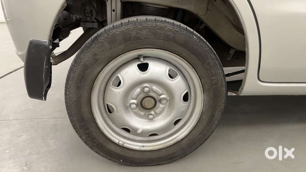 Maruti Suzuki Estilo Lxi Cng Bs-iv, 2013, Cng & Hybrids