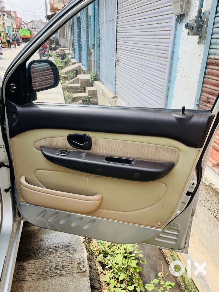 Hyundai Santro Xing 2011 Car