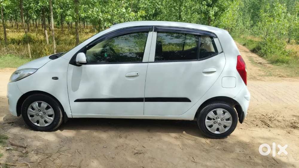 Hyundai I10 2012 Petrol 78000 Km Driven