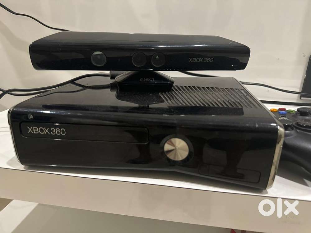 Xbox 360 with kinect & controller Games & Entertainment 1786768042