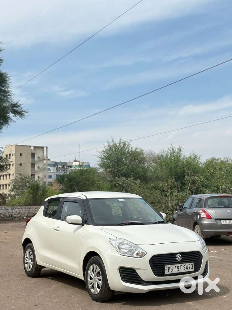 Maruti Suzuki Swift Vxi + Manual, 2021, Petrol