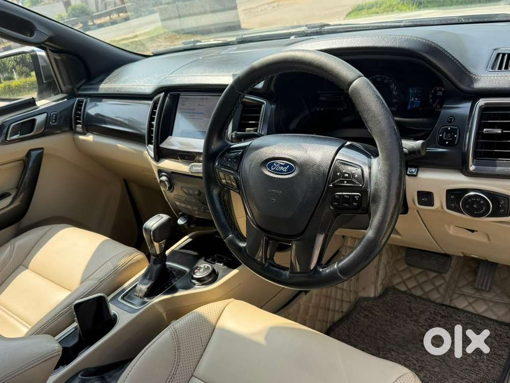 Ford Endeavour 3.2 2019