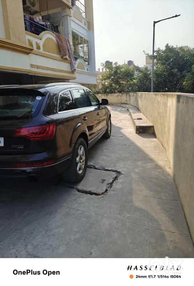 Auddi Q7 2013 Model 11.79999