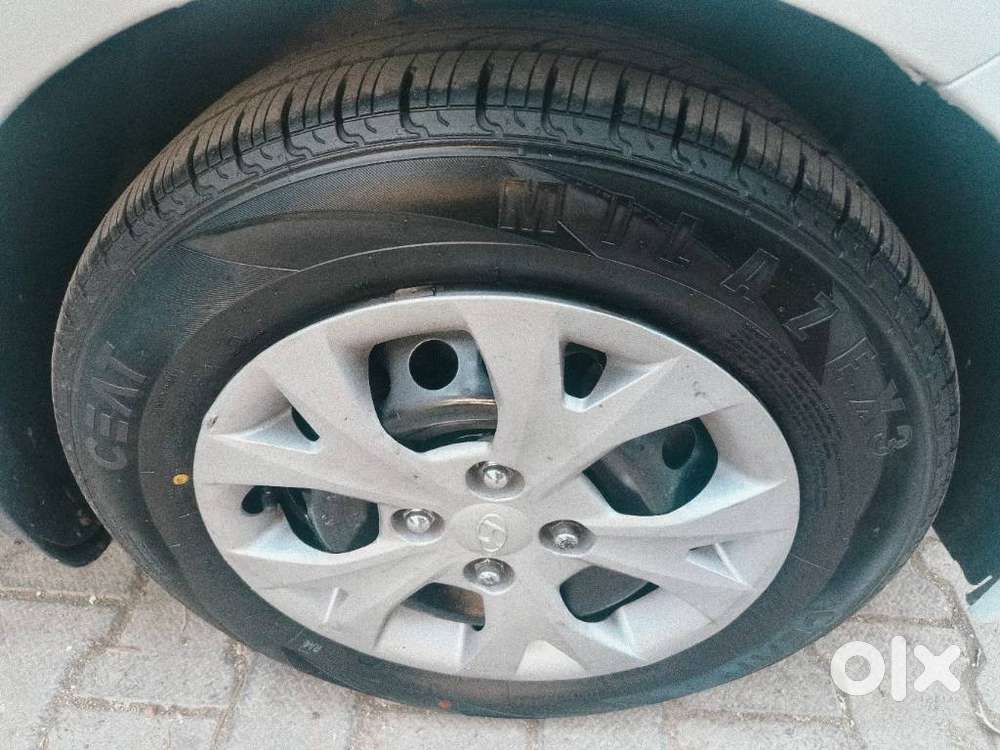 Hyundai Grand I10 2013-2016 Sportz, 2015, Petrol