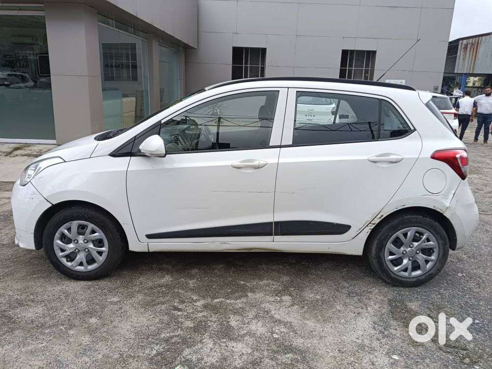 Hyundai Grand I10 Sportz 1.2 Kappa Vtvt, 2017, Petrol