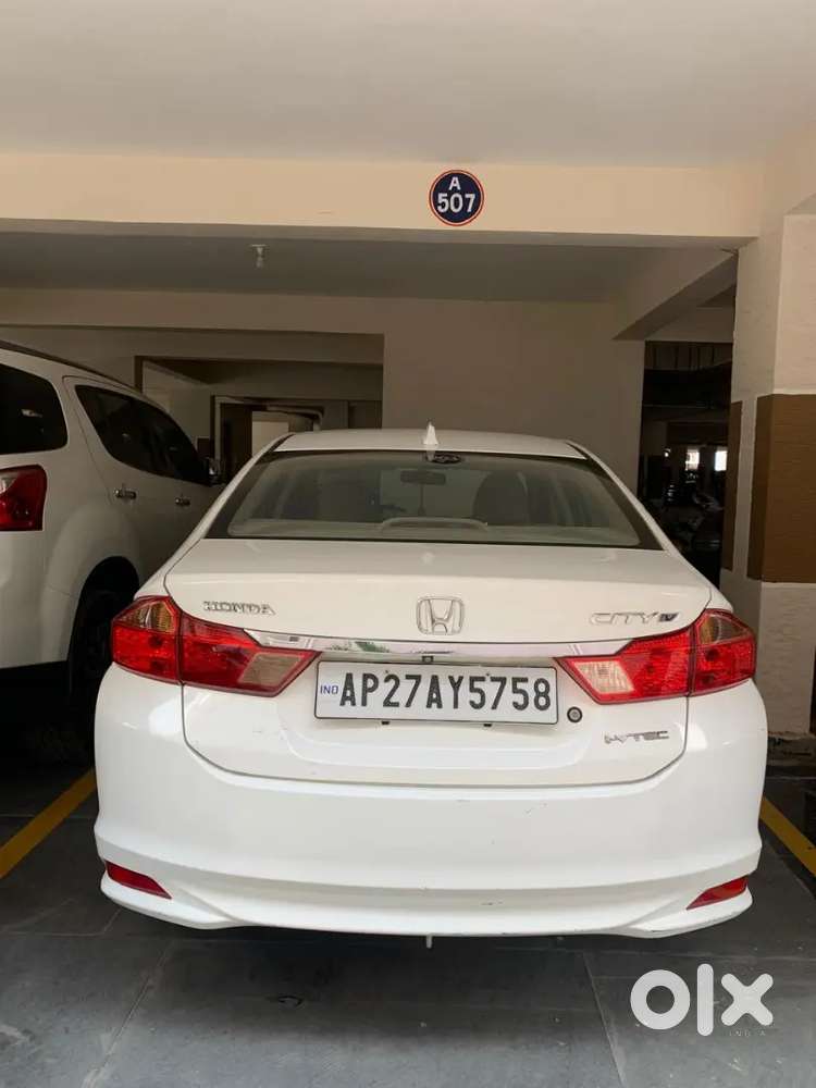 Honda City 1.5 V Mt Bs Iv