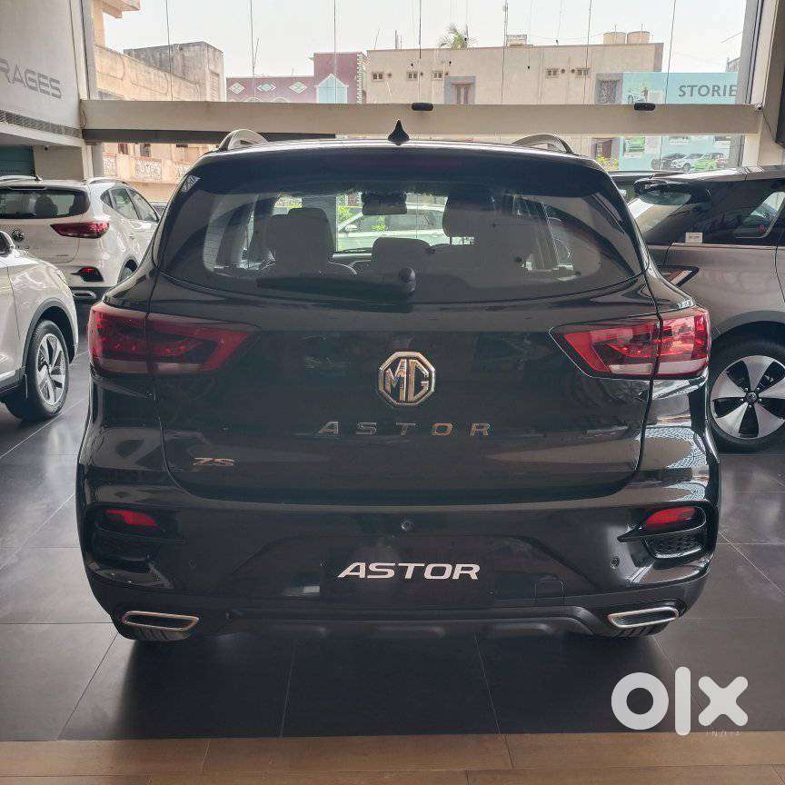 Mg Astor Smart Cvt Black Storm, 2023, Petrol