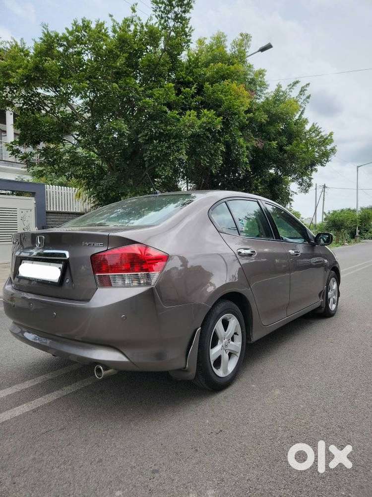 Honda City V Mt, 2011, Petrol
