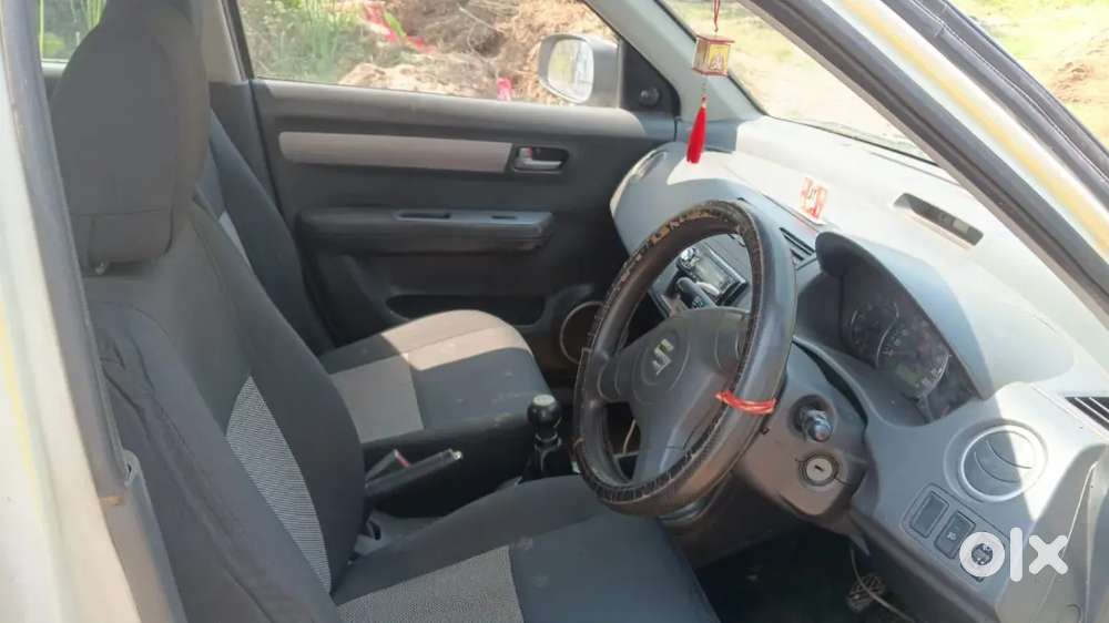 Maruti Suzuki Swift 2010 
Very Good Condition