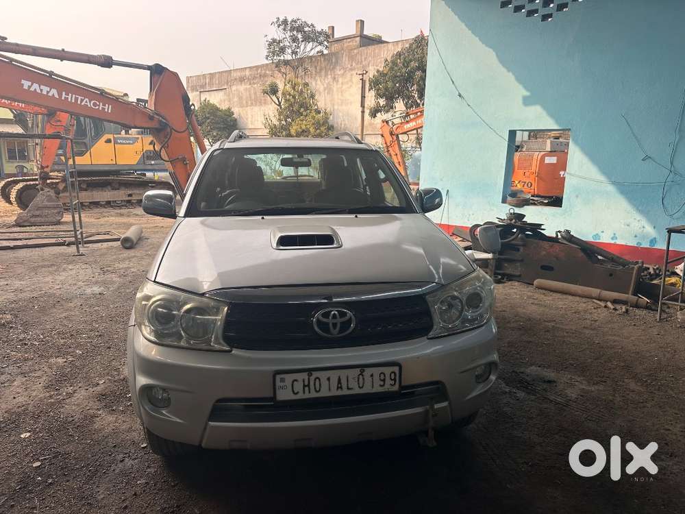 Toyota Fortuner 2011 Diesel Well Maintained