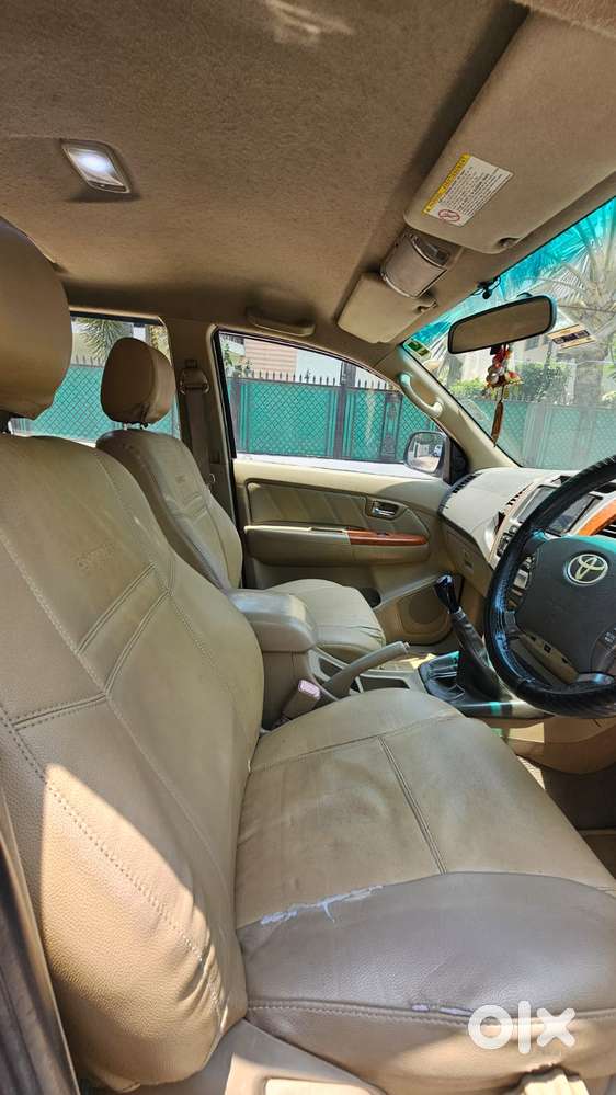 Toyota Fortuner 3.0 4x4 Manual, 2011, Diesel