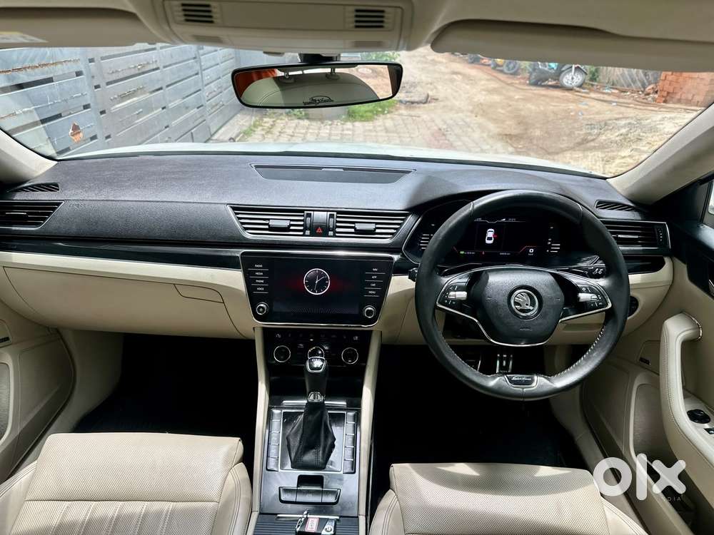 Skoda Superb 2.0 L&k Tsi At, 2021, Petrol
