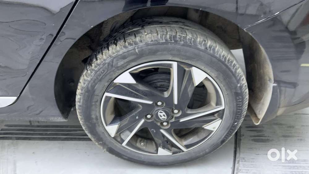 Hyundai Verna 1.5 Sx (o) Vtvt Ivt, 2022, Petrol
