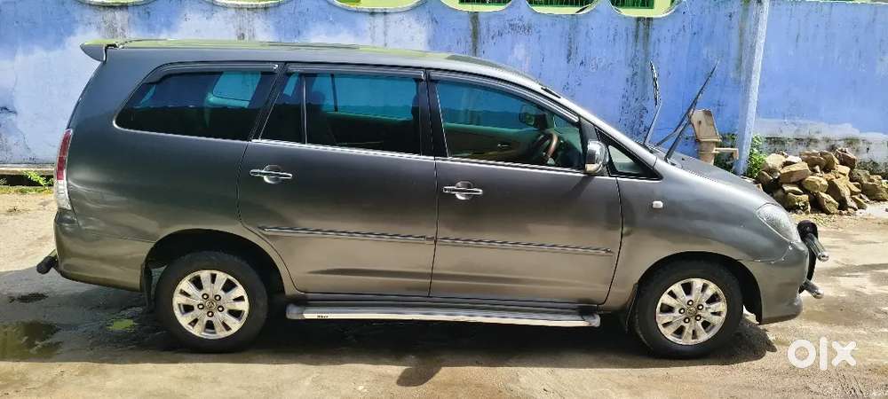 Toyota Innova 2010 Diesel 222500 Km Driven