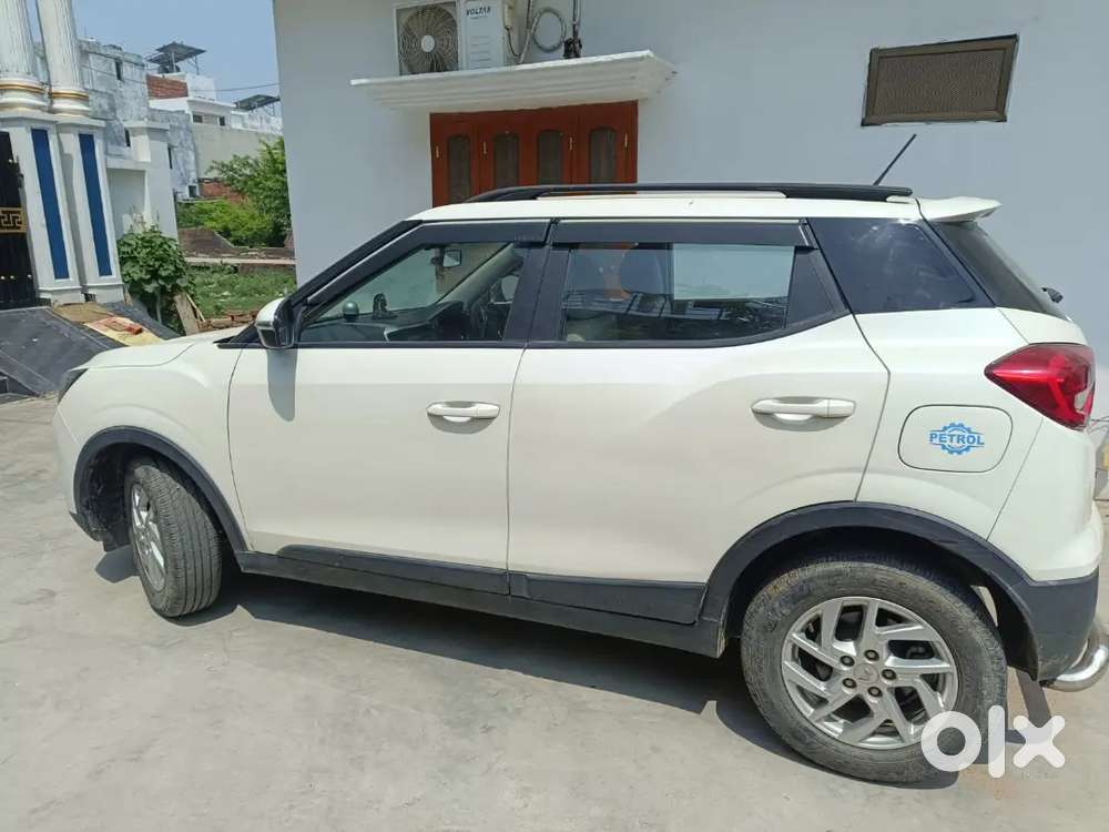 Mahindra Xuv300 2023 Petrol 12000 Km Driven