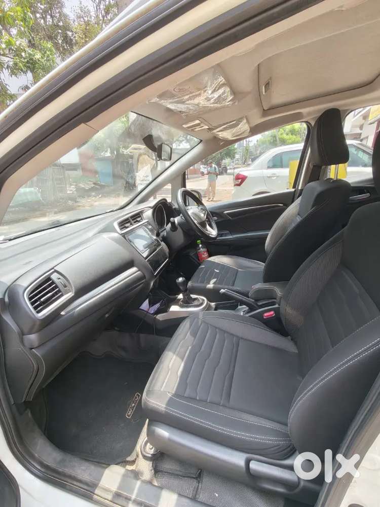 Honda Wrvt Op-end  Wr-v Vx (nov 2022)  Alloy Wheels  Sunroof