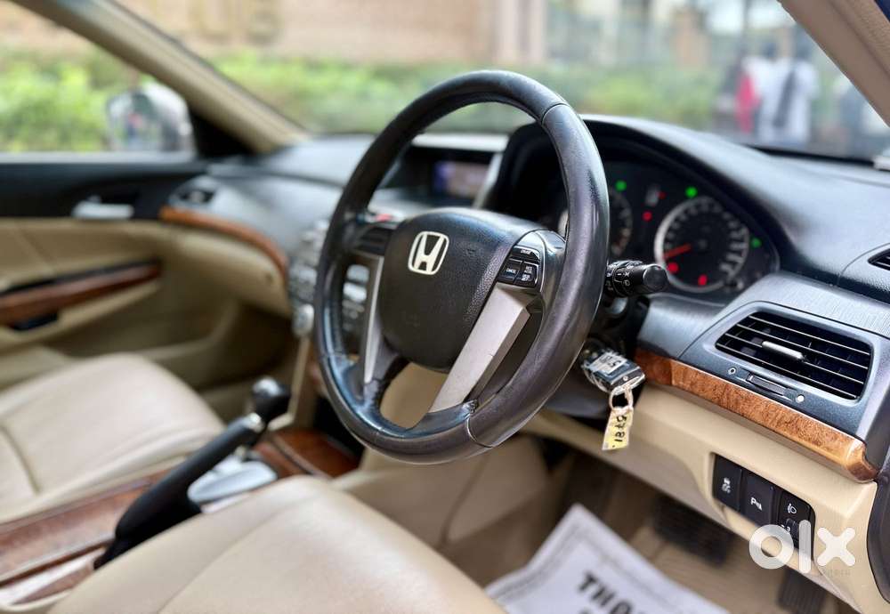 Honda Accord 2.4 Elegance Automatic, 2011, Petrol