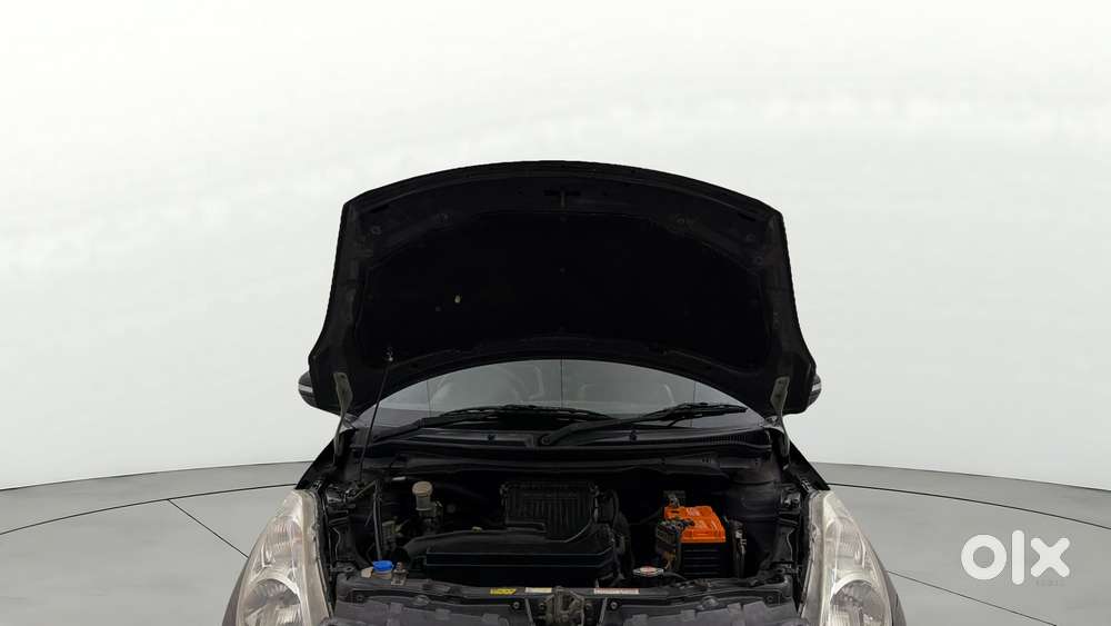 Maruti Suzuki Swift Vxi, 2016, Petrol