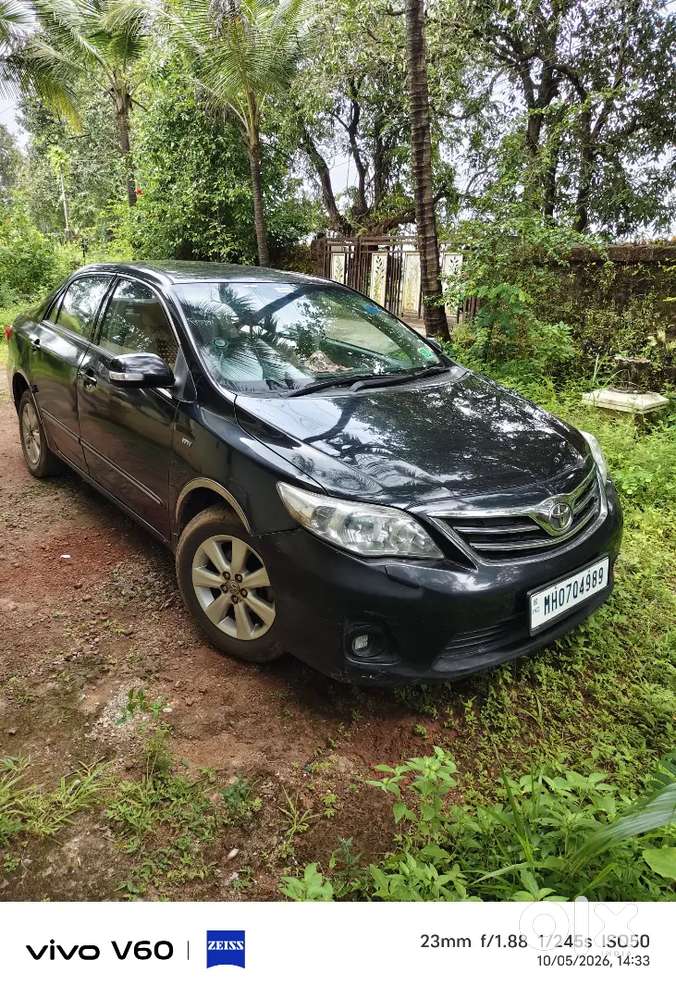 Toyota Corolla Altis 2012