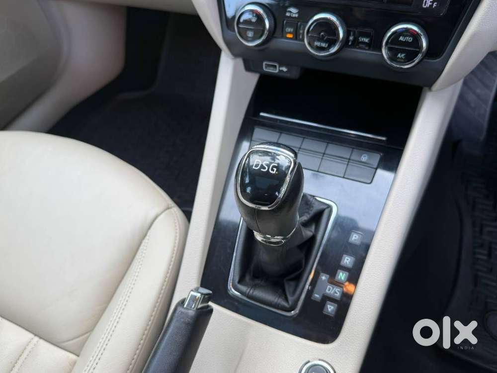 Skoda Octavia 1.8 Tsi At L K, 2018, Petrol