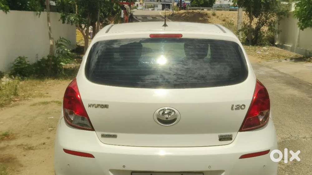 Hyundai I20 Diesel ( Model 2013 ) 1st Owner கார் விற்பனைக்கு