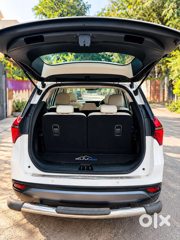 Mahindra Xuv700 Ax7l 6 Str At, 2022, Diesel