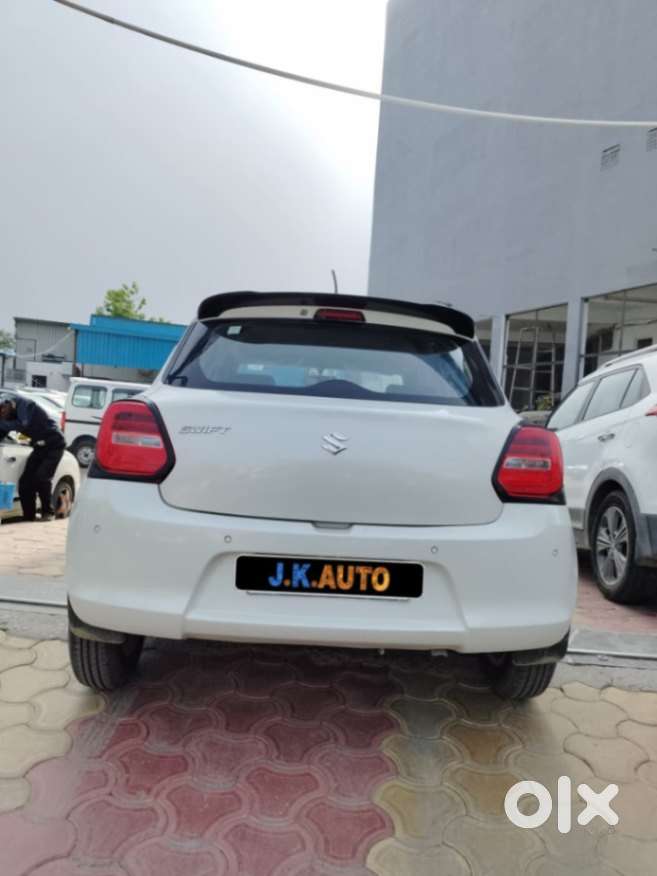 Maruti Suzuki Swift 1.2 Vxi (o), 2021, Petrol